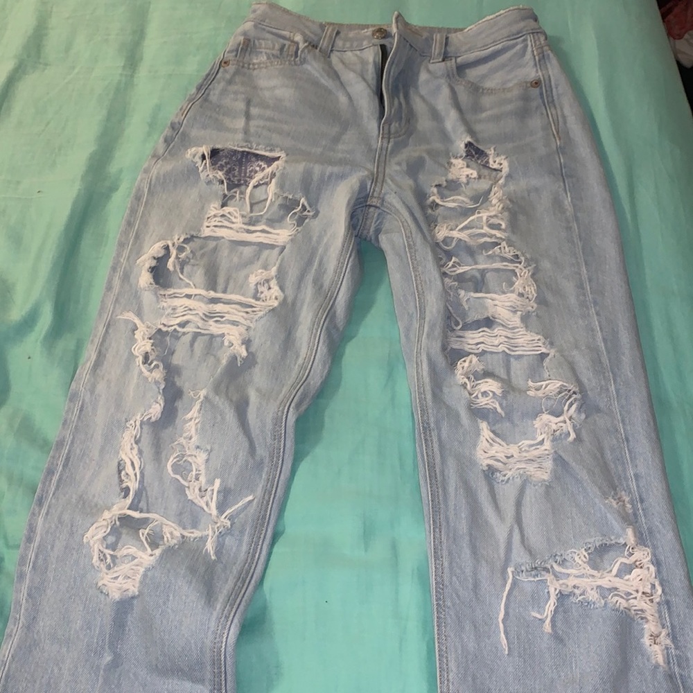 American eagle mom jeans.